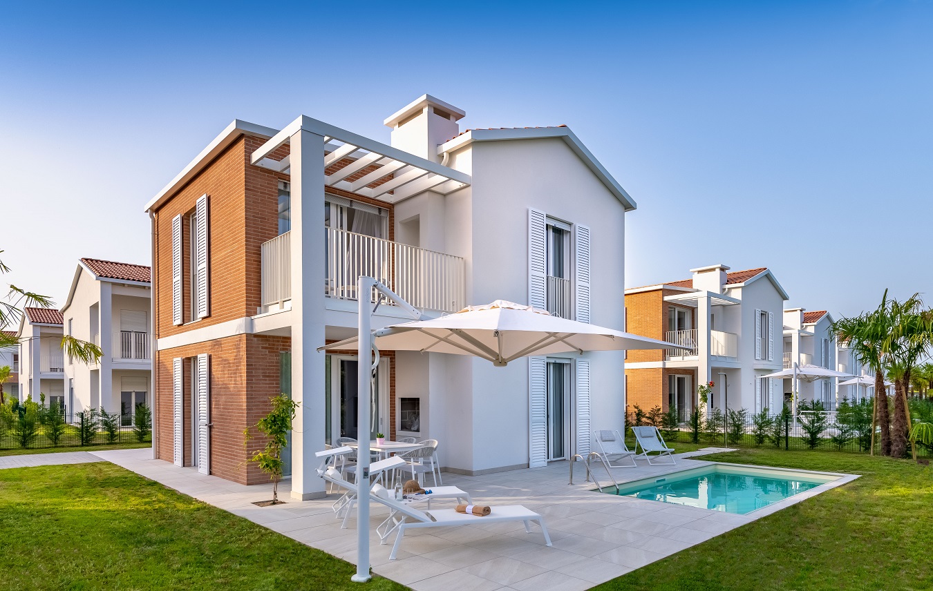 Villa im Pareus Beach Resort