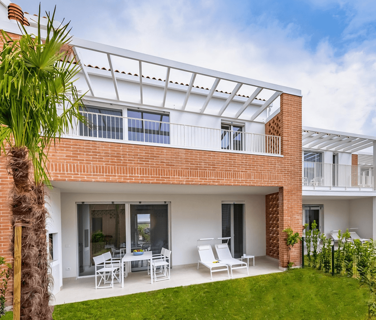 Apartment mit Balkon im Pareus Beach Resort